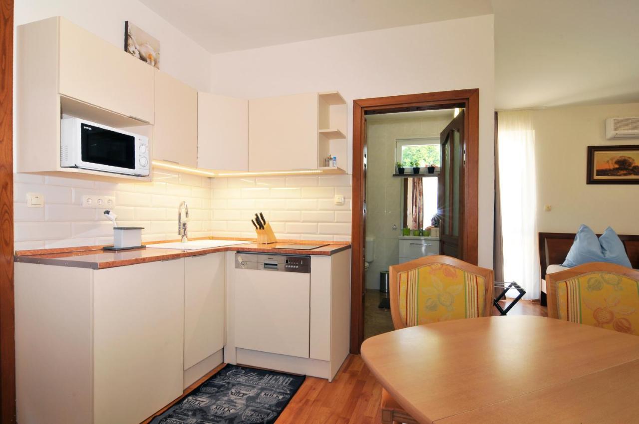 Farkas Apartman Siófok Exterior foto